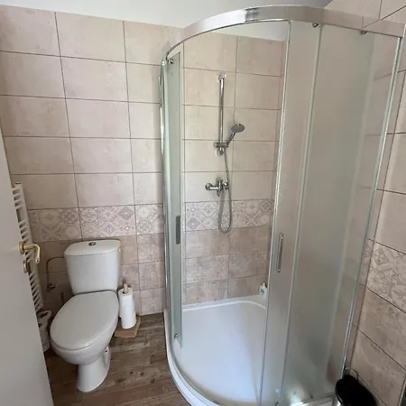 Statek 100dola 7 A 8