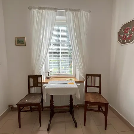 Pansiyon Statek 100dola 7 A 8 Lukova