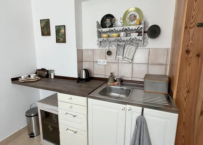 Statek 100dola 7 A 8 Lukova